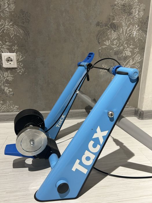 Велотренажер Tacx blue matic