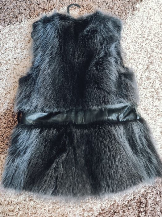 Продам меховой жилет