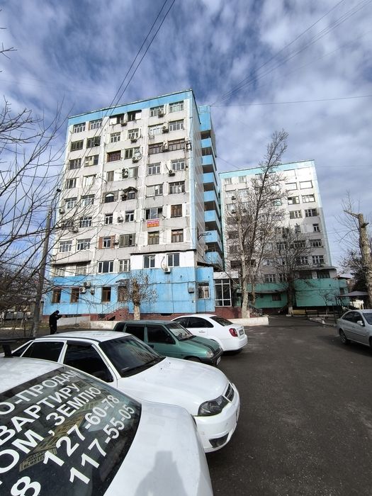 Ипотека. 2 х ком квартиру Сергели Куйлюк 6.  4/9. Галерея. С ремонтом