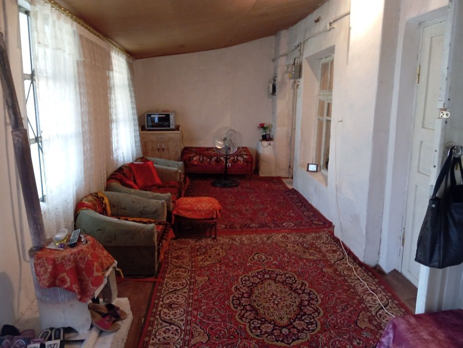 3 хонали ховли сотилади