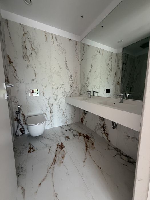 De vanzare apartament 4 camere ONE LAKE CLUB bloc D