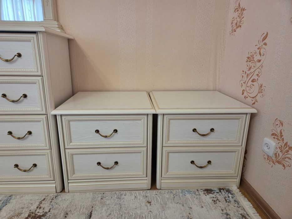 Спальный гарнитур