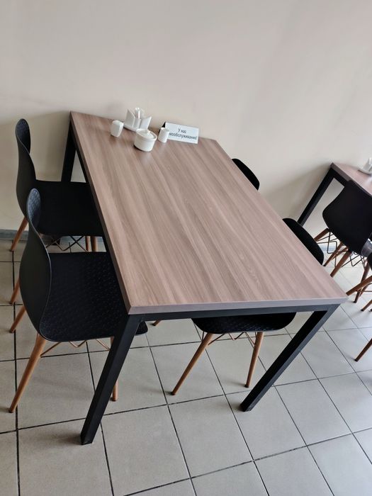 Продам столы для столовой