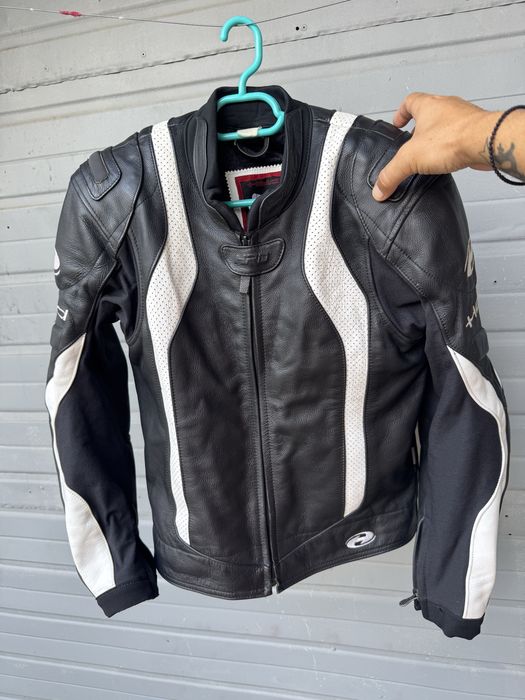 Geaca motocicleta