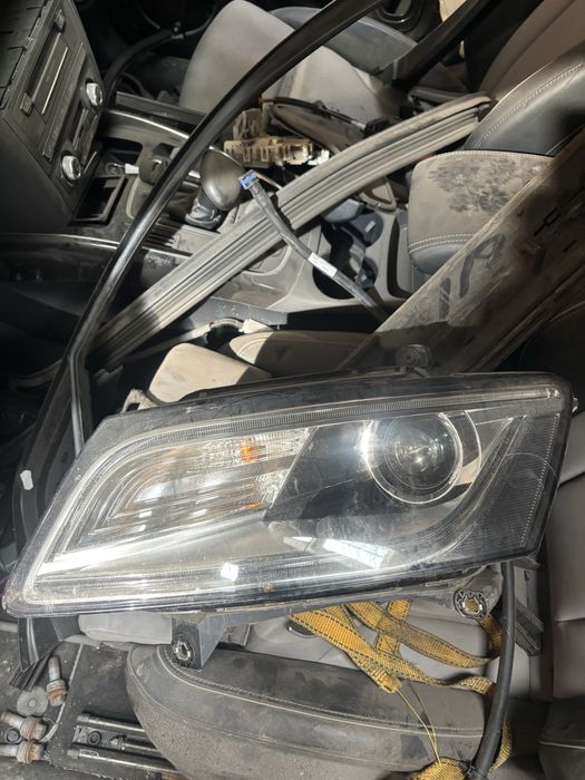 Ляв фар за audi q5 face