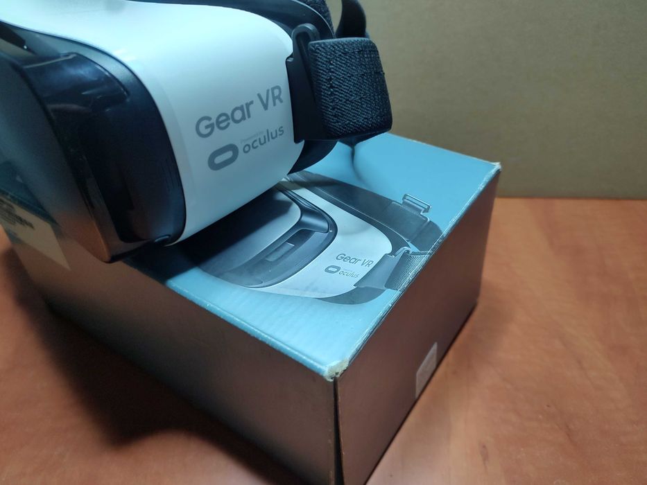 Ochelari realitate virtuala Samsung Gear VR R325+ Controller Oculus