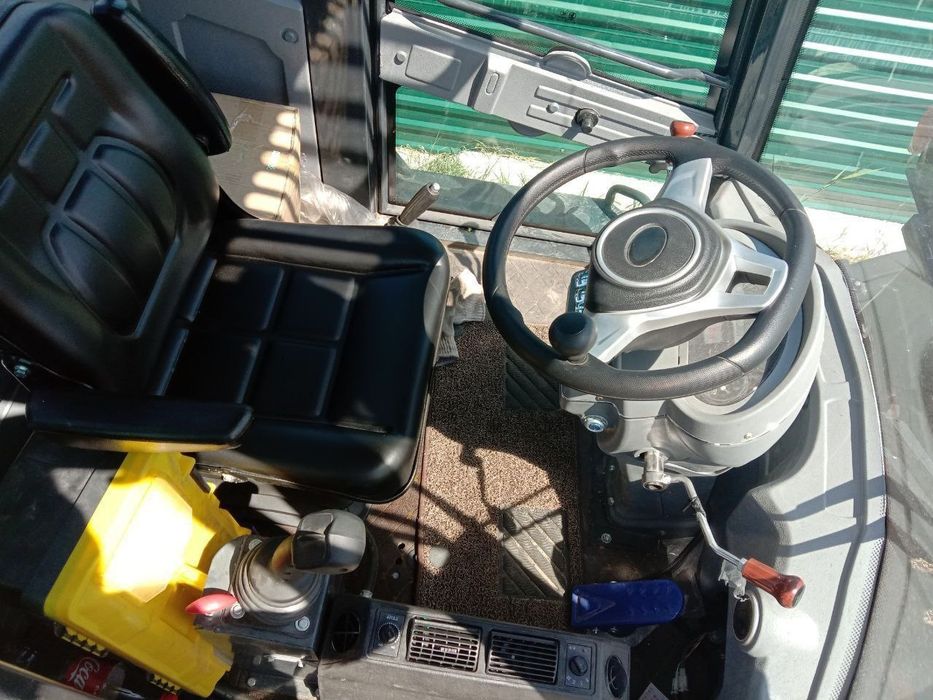 Погрузчик 1.5куб джойстик