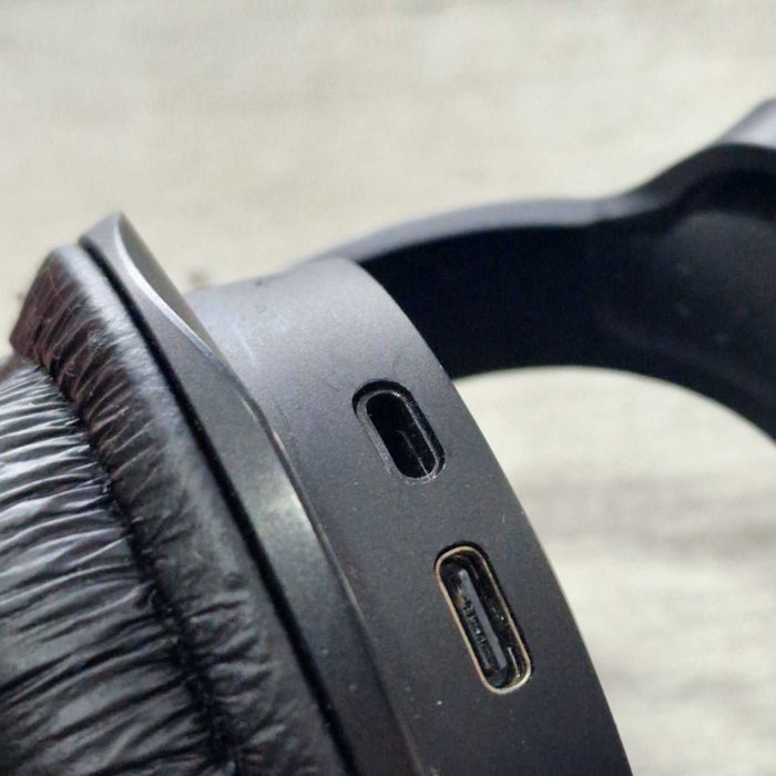 Безжични слушалки JBL Tune 5