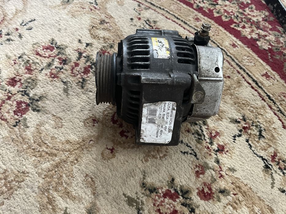 Продам генератор на хонду