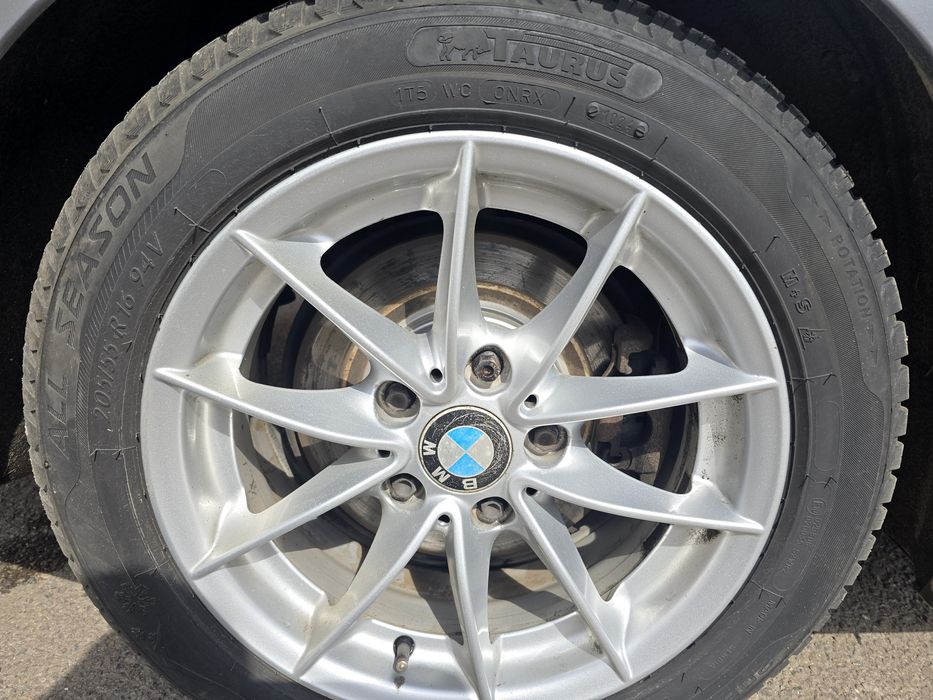 BMW 3 Series 2010 — imagine 24