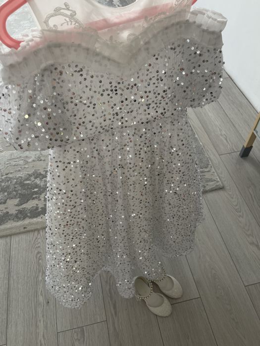 Детское нарядное платье