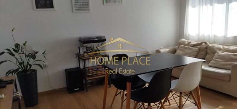 Дава се под наем Тристаен апартамент в Варна, Център - 85 кв.м за 797.64 € - Снимка #3