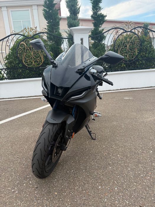 Yamaha yzf r125 (nu ktm cbr aprilia)