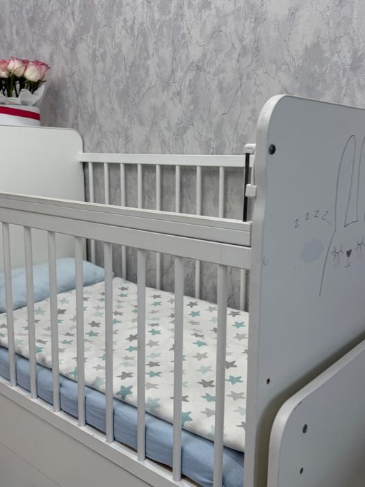 Продам детскую кроватку