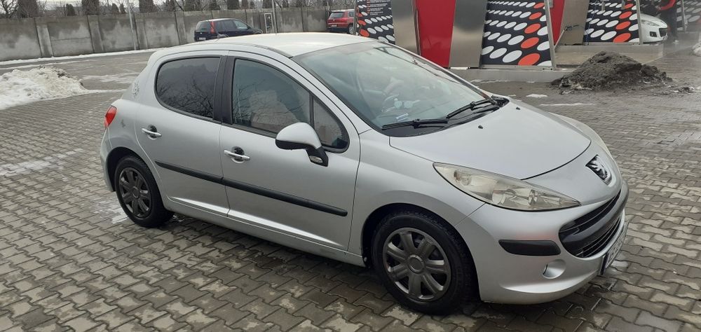 Peugeot 207 1.4 hdi an 2008