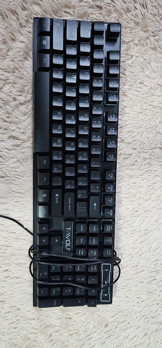 Продам клавиатуру