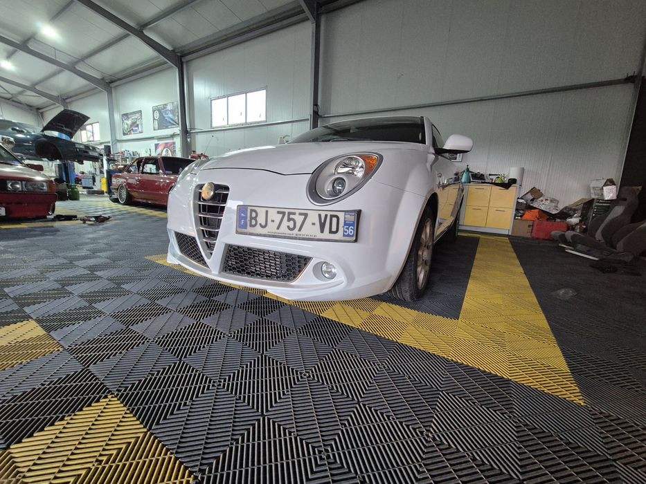 Vând Alfa Romeo Mito