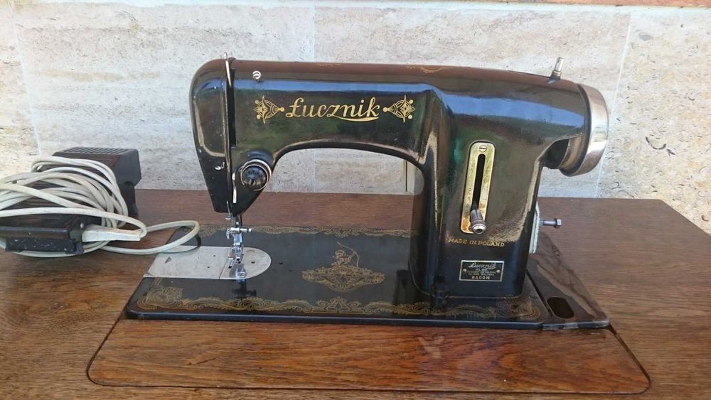 Ретро шевна машина "Лучник"