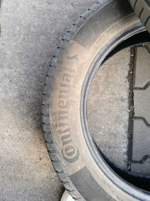 Vând cauciucuri de vara Continental 215/60/R18 98H, 2025