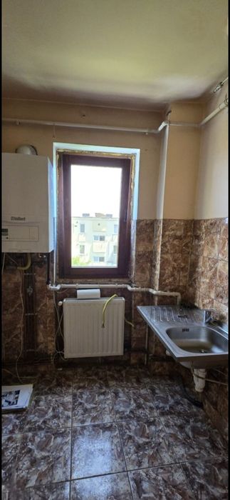 Apartament semidecomandat