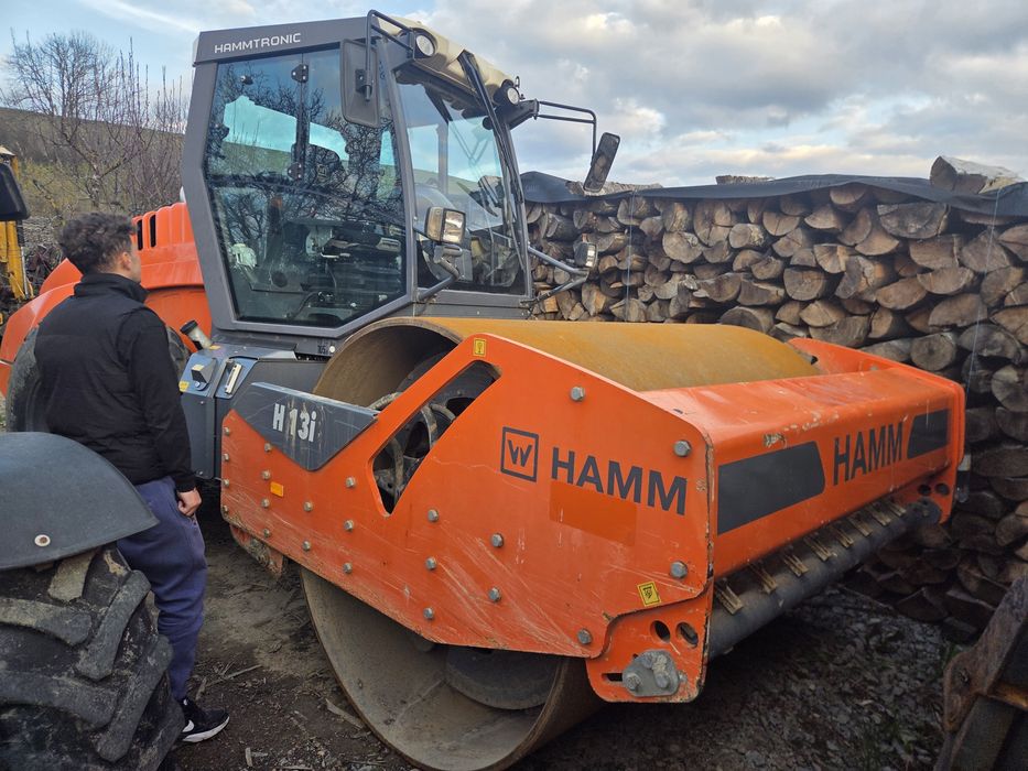 Închiriere Cilindru Compactor HAMM H13i – 13 Tone | Lucrări Profesionale, manta PICIOR DE OAIE. 900 ore de functionare