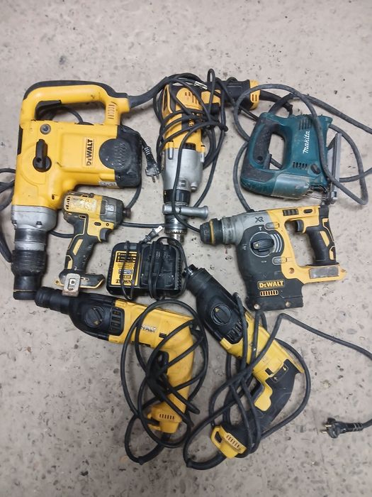 Scule dewalt defecte !