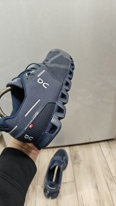 On.  cloud.  Nr   40.5