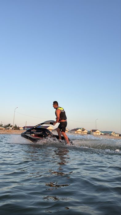 Гидроцикл стоячий ямаха