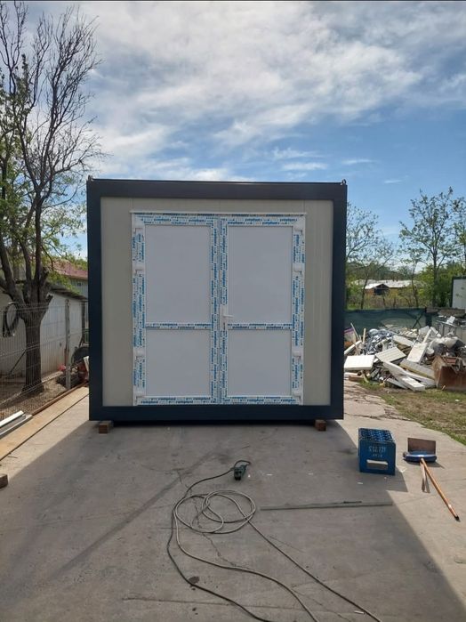 Vand container cu etaj