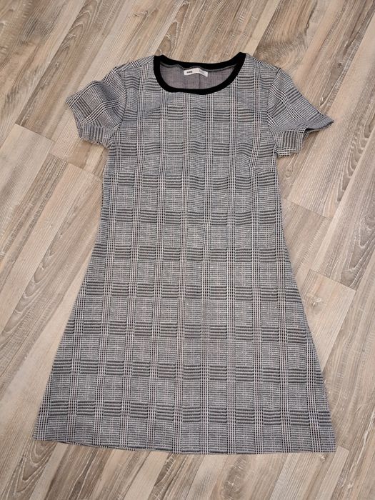 Рокля Sinsay - рр S