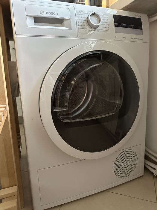 Uscator Bosch Seria 4, 8 kg, 15 programe, Clasa A++, alb