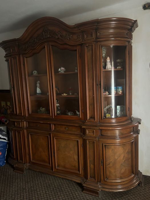 Mobilă lemn masiv