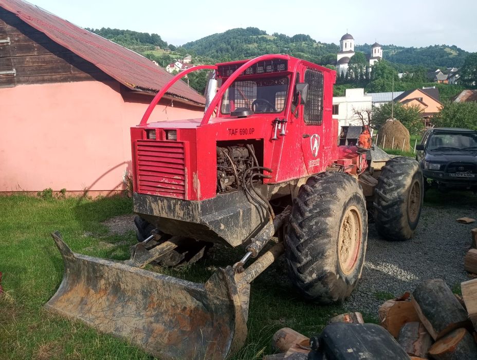 Vând 2 tafuri modificate cu motor de man