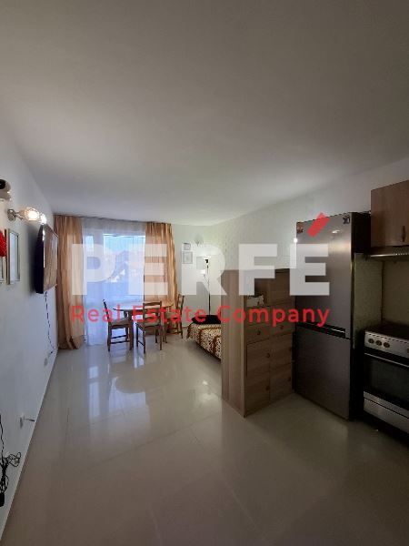 Продава се Двустаен апартамент в Поморие - 63 кв.м за 1369 €/кв.м - Снимка #2