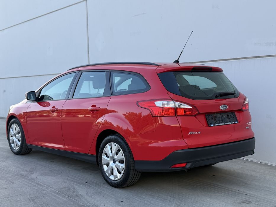 FORD Focus 2013 — imagine 3
