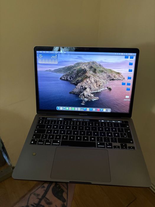 Macbook m1 2020 schimb cu laptop windows