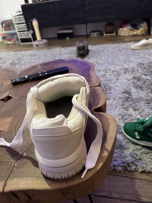 Lv uri vand sau  schimb  numarul 43 cei albinaunt berska