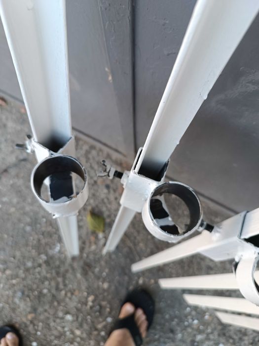 Риболовни регулируеми стойки за дънен риболов на едри риби