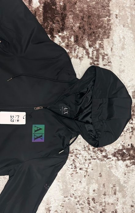 Vând geaca noua de bărbați Armani Exchange