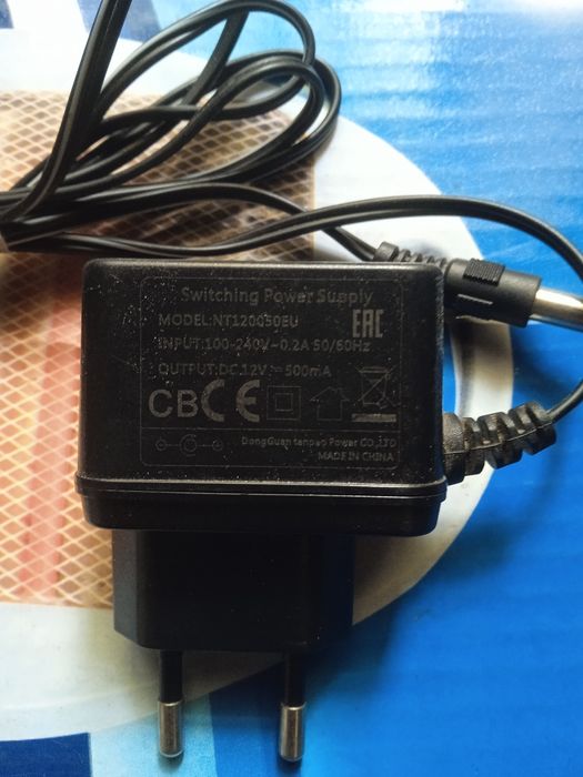 Blok pitaniya sotiladi