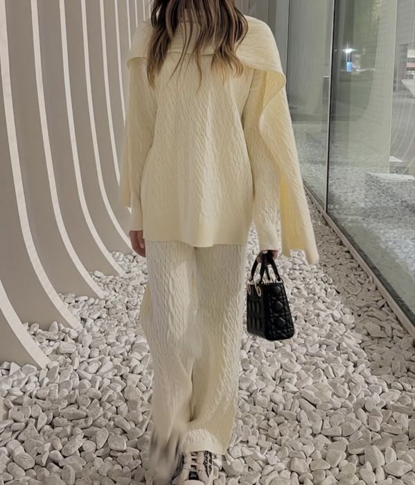 Вязанная двойка с шарфом