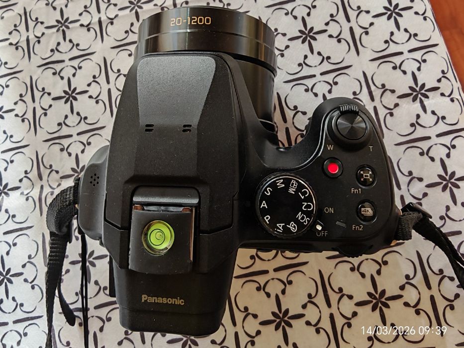 Фотоапарат Panasonic Lumix DC-FZ82D