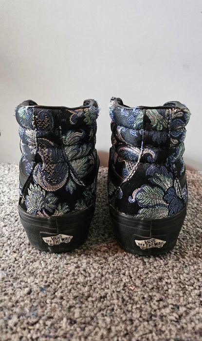 Vans platform limited edition sneakers 35