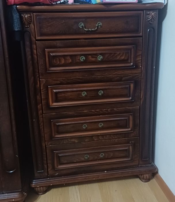 Спальный гарнитур