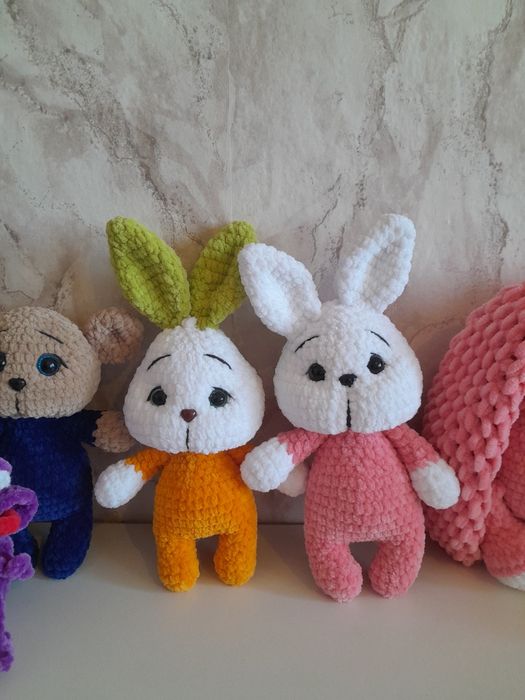 Налични играчки  плетени