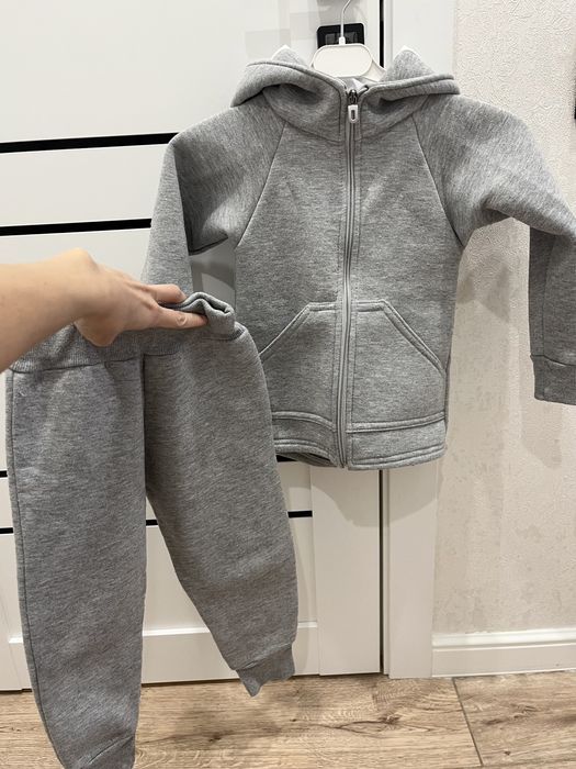 Спортивный костюм 3-4 г