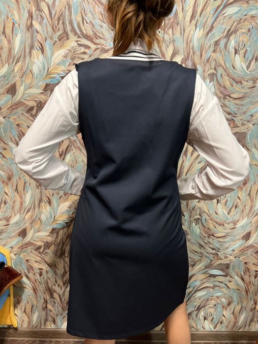 Продам школьный сарафан