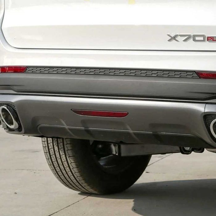 Противотуманка задняя на Jetour