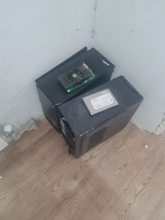 На запчасти системные блоки