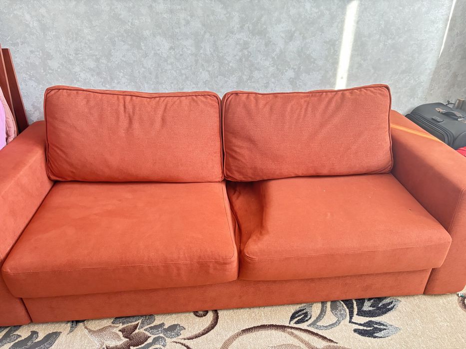 Продам диван в хорошем состояний